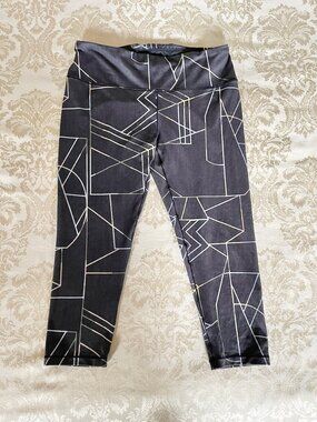 Prana Pillar Printed Capri Yoga Leggings Gray Pastel Prism L